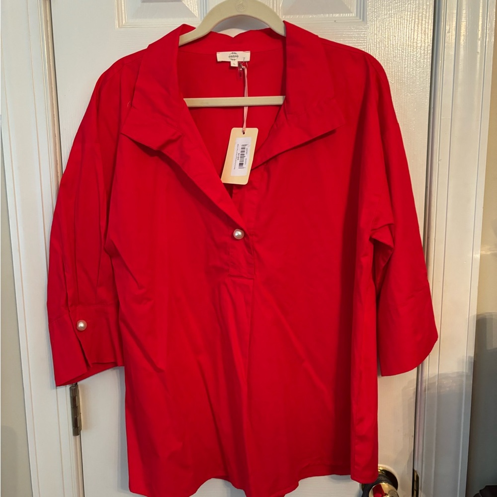 NWT Entro red poplin top w pearl details